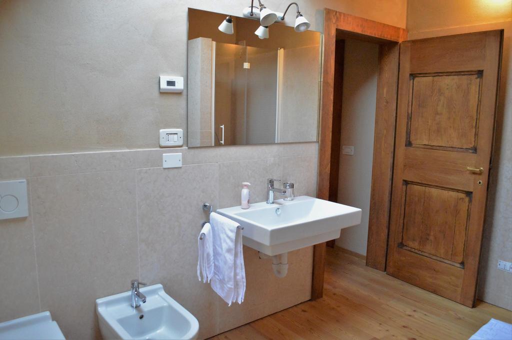 Agriturismo Borgo Valfredda Villa Mezzane di Sotto Eksteriør billede