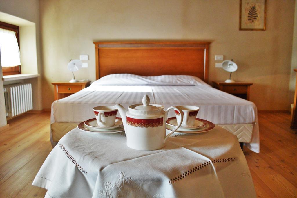 Agriturismo Borgo Valfredda Villa Mezzane di Sotto Eksteriør billede
