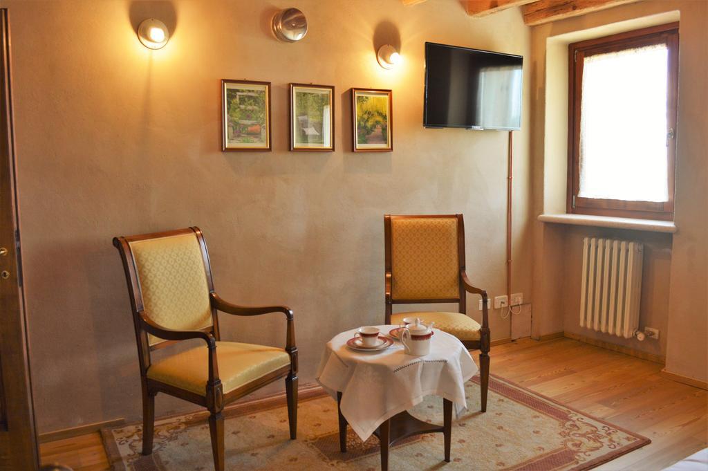 Agriturismo Borgo Valfredda Villa Mezzane di Sotto Eksteriør billede