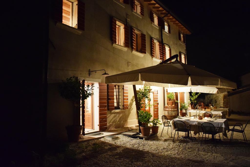 Agriturismo Borgo Valfredda Villa Mezzane di Sotto Eksteriør billede